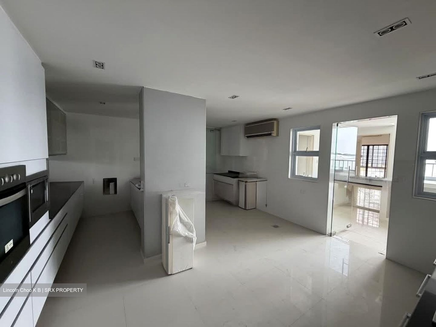 Beaverton Court (D10), Condominium #567878201